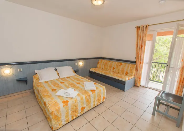 假日公园 Village Passion La Grande Bastide 3*