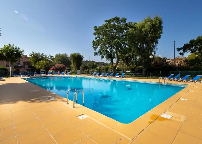 Village Passion La Grande Bastide 假日公园 3*